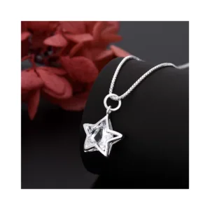 Collar De Plata Con Colgante De Estrella y Cristal Izquierda