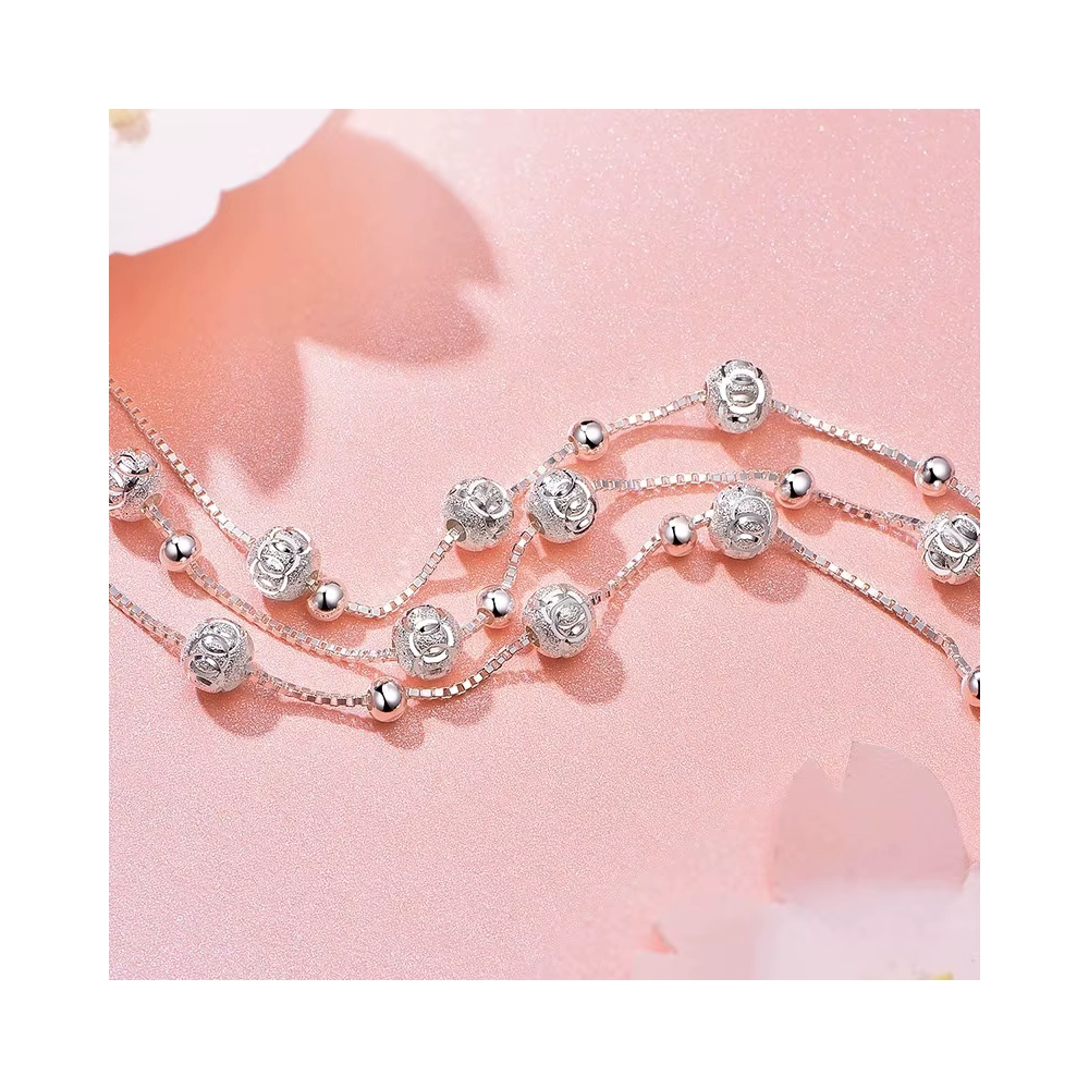 Pulsera Plateada Diseños Multicapa 17 cm Fondo Pulsera Plateada Diseños Multicapa 17 cm Fondo