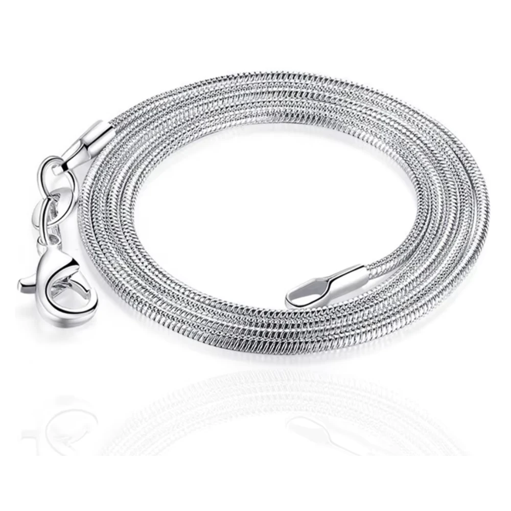 Cadena Tipo Serpiente Color Plateado 0.9 mm Circular