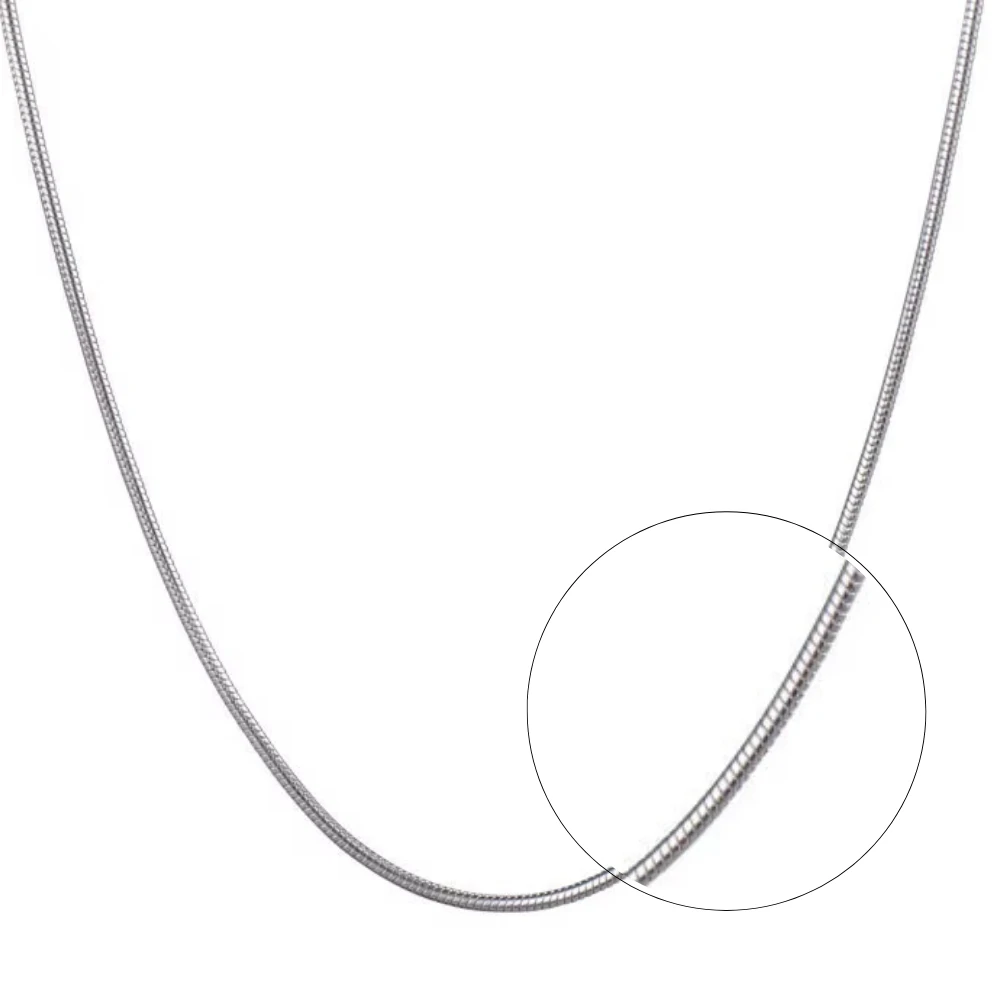 Cadena Tipo Serpiente Color Plateado 0.9 mm lupa