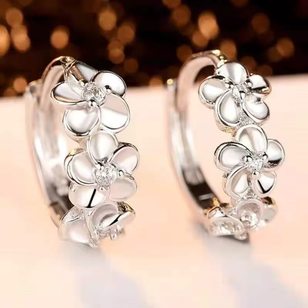 Aros plata flor camelia con circonita real Aros plata flor camelia con circonita real