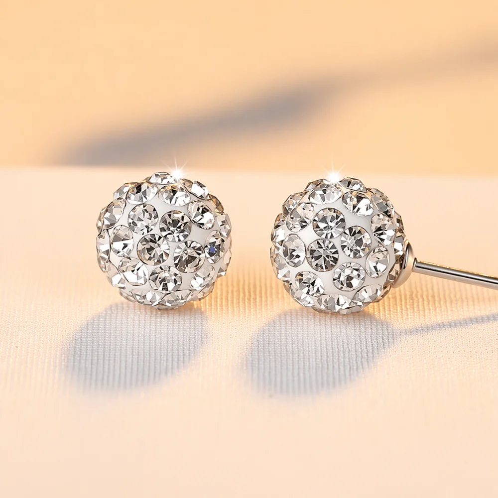 Aros de plata con micro circones incrustados fondo Aros de plata con micro circones incrustados fondo