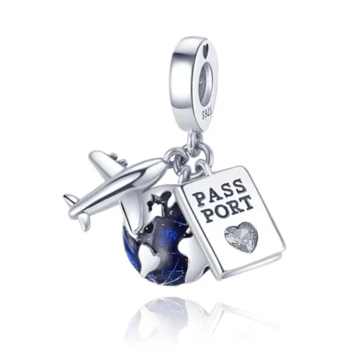 Dije Charm Viaje por el Mundo Pasaporte Plateado — Silverglam Dije Charm Viaje por el Mundo Pasaporte Plateado — Silverglam