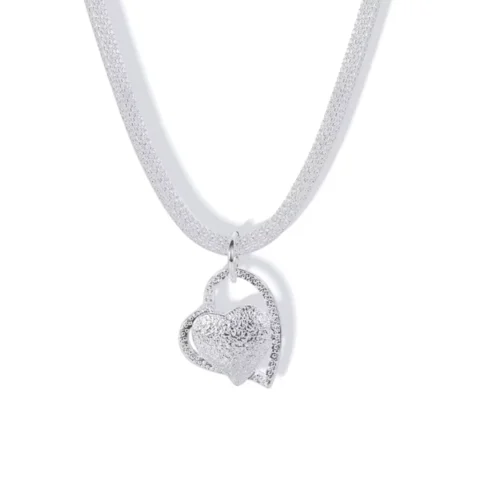 Collar Cadena Malla con Corazón Plateado — Silverglam Collar Cadena Malla con Corazón Plateado — Silverglam