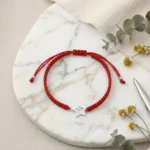 Pulsera de macramé roja con figura de plata 925 estrella flores Pulsera de macramé roja con figura de plata 925 estrella flores