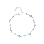 Pulsera plateada océano con circones celestes 17 cm derecha Pulsera plateada océano con circones celestes 17 cm derecha