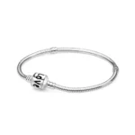 Pulsera de acero plateada para charms o dijes frontal Pulsera de acero plateada para charms o dijes frontal
