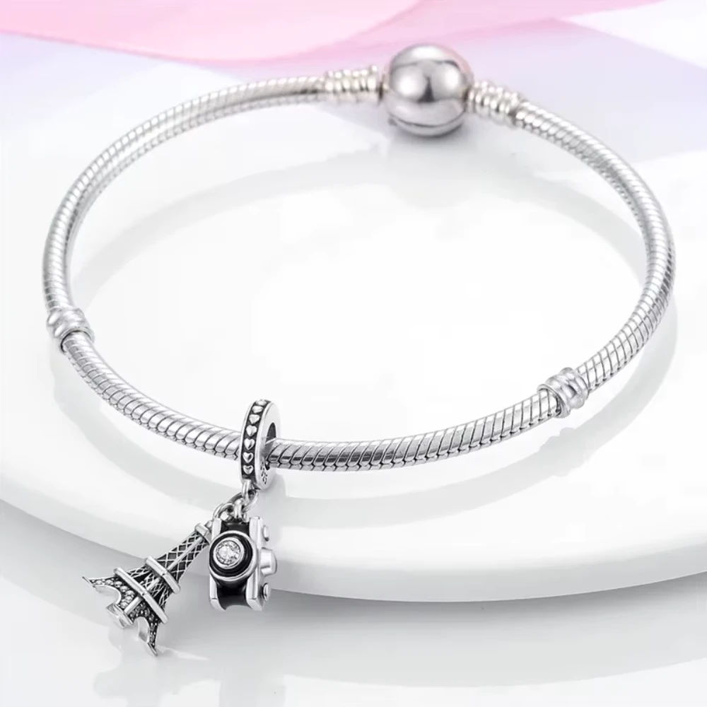 Charm torre eiffel y cámara pulsera Charm torre eiffel y cámara pulsera